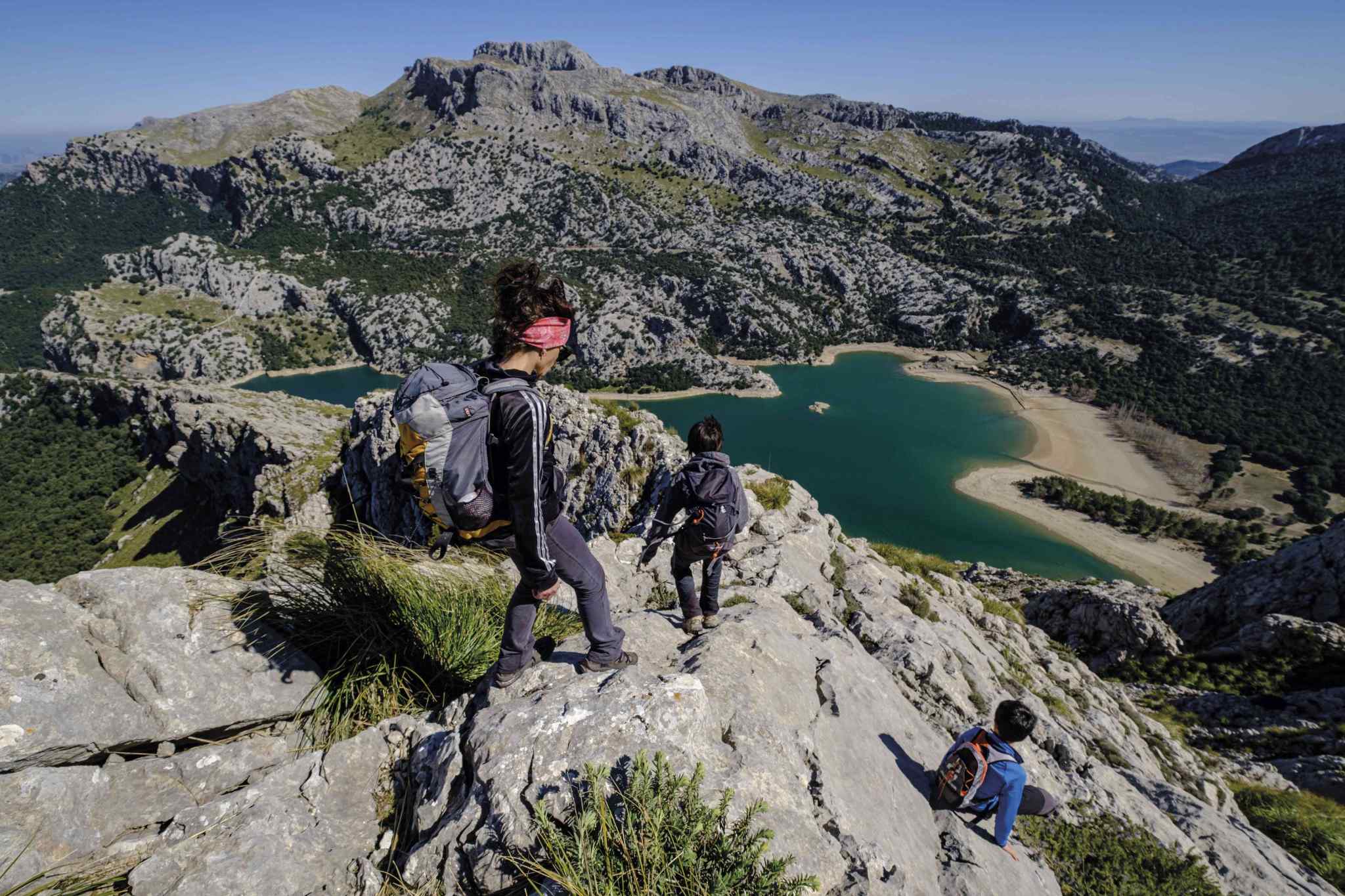 Mallorca a pie y sobre ruedas