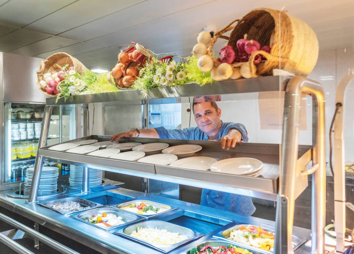 Víctor Tello de Meneses: «Apostamos por una cocina tradicional y de proximidad»