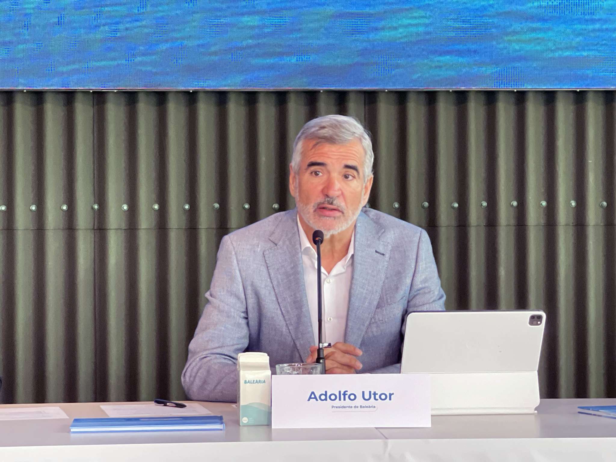 ADOLFO