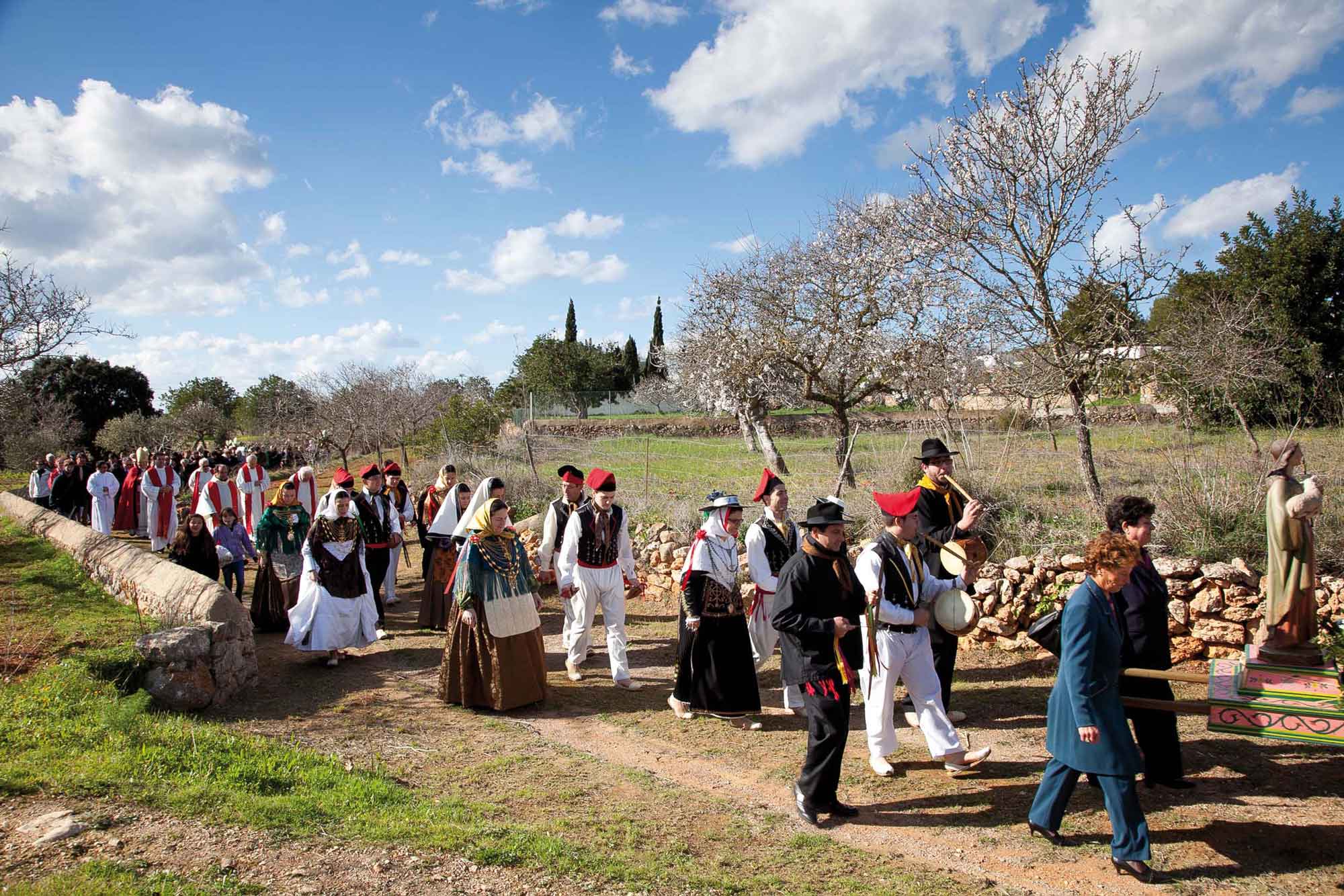 sant-antoni-un-pueblo-en-fiestas